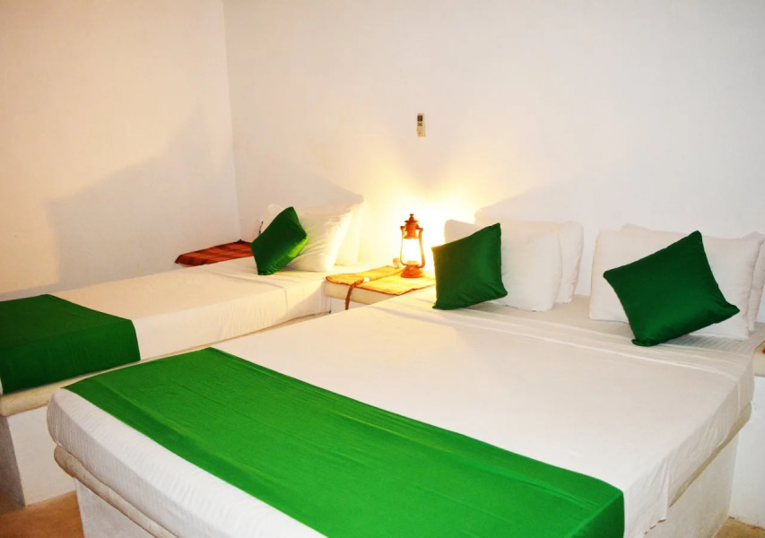 Roshanne Beach Resort