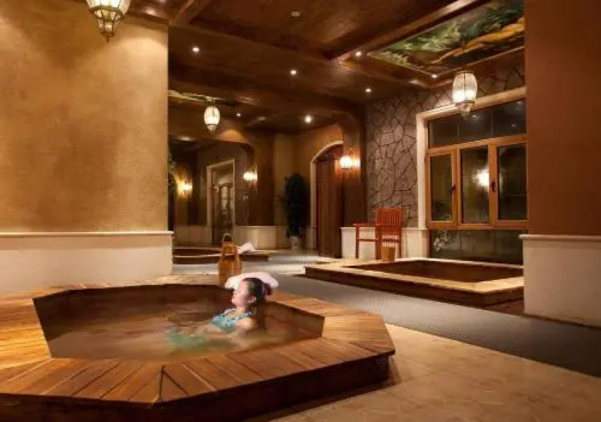 Tiantai Hot Spring Resort Hotel - Qingdao