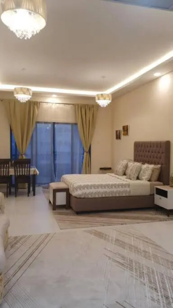 Super Deluxe Furnished Studio In Falcon Towers