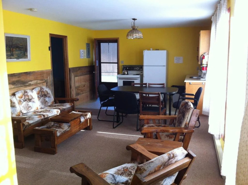 Lake Dalrymple Resort