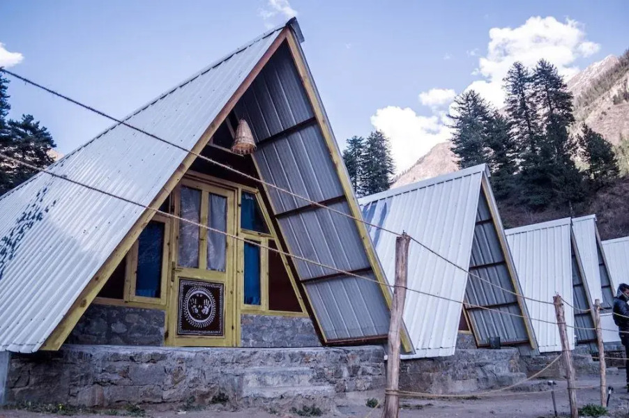 Stonedage Cafe And Inn