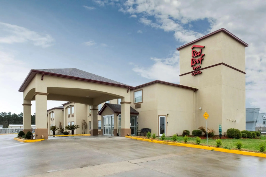 Red Roof Inn & Suites Lake Charles