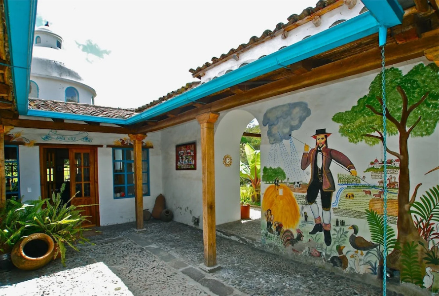 Las Palmeras Inn
