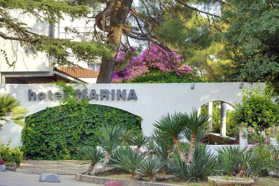 Marina Sunny Hotel by Valamar