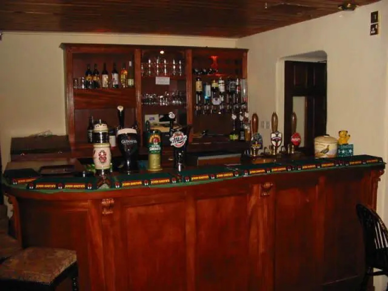 The High Cross Inn