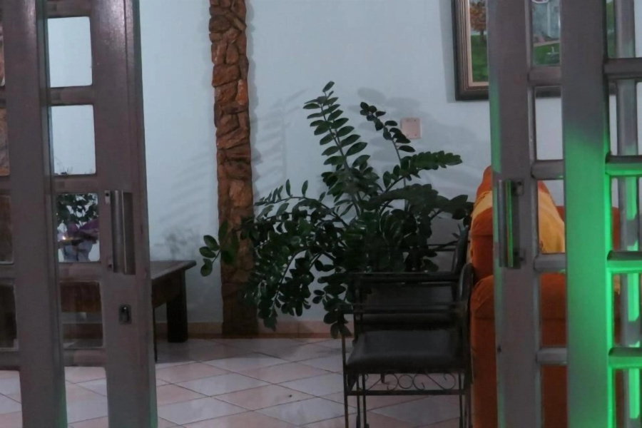 La Villa Hotel