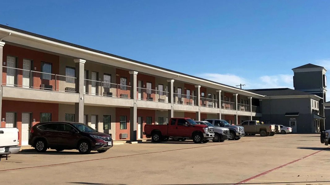 Executive Inn & Suites Joaquin