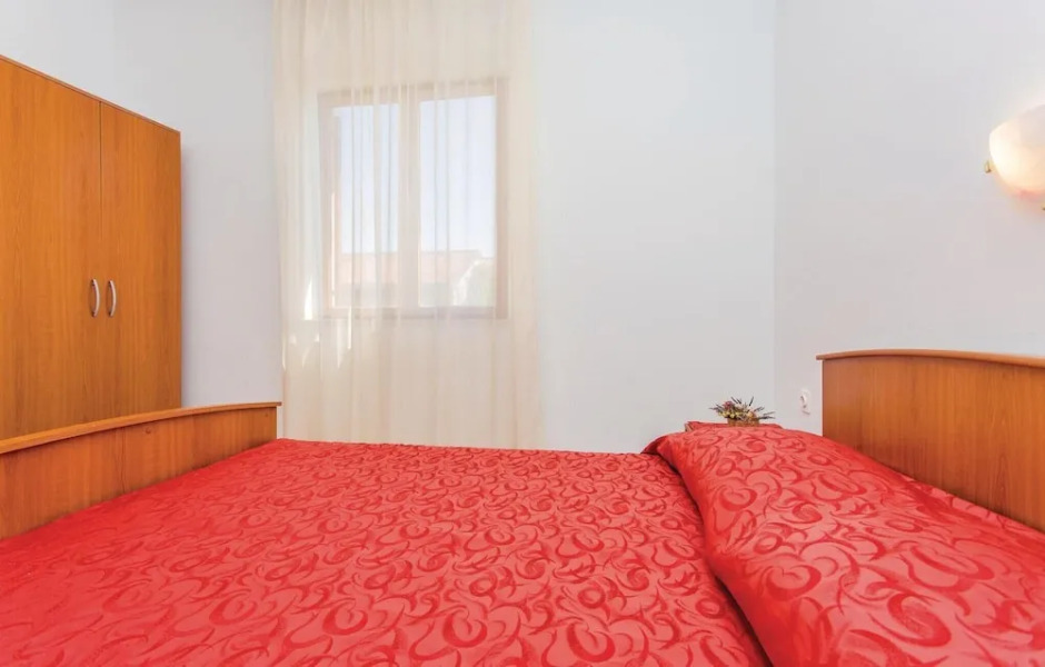 Beautiful Home in Kornic With Wifi and 2 Bedrooms