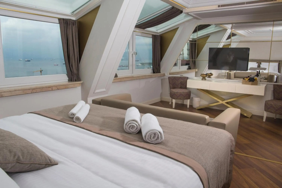 Hotel Mina – Special Class