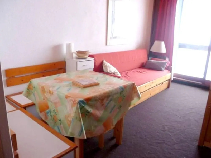 Studio In Villarembert With Wonderful Mountain View And Furnished Balcony 200 M From The Slopes