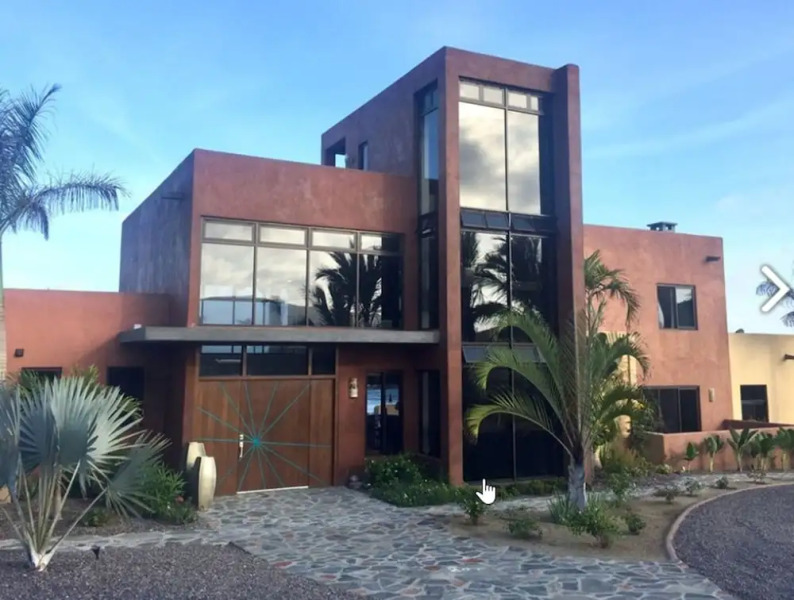 Villa Rocas
