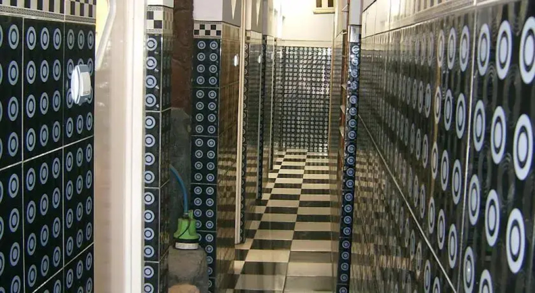 DR Sutomo 44 Homestay