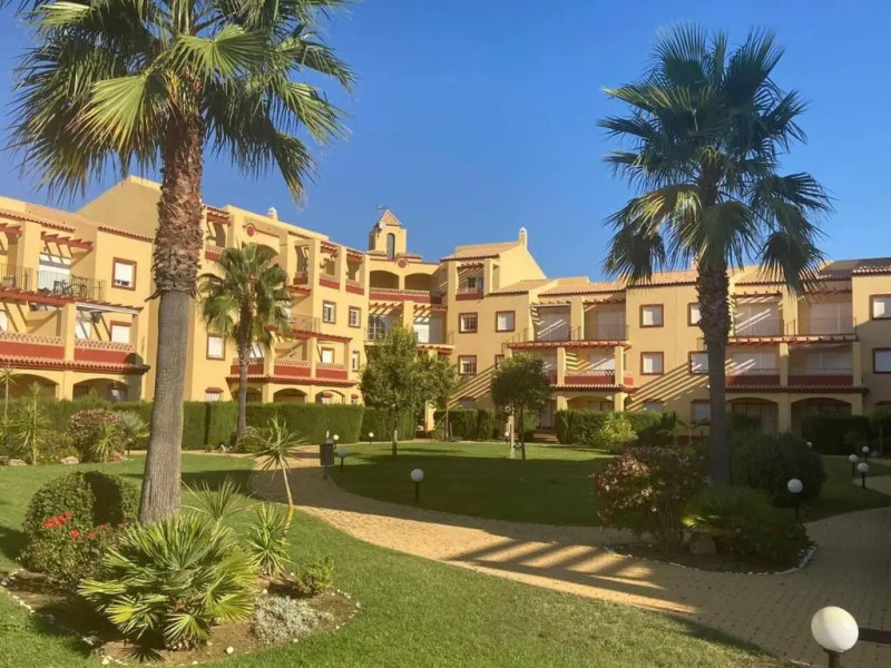 Charming 2-bed Apartment Near Ayamonte With Pool