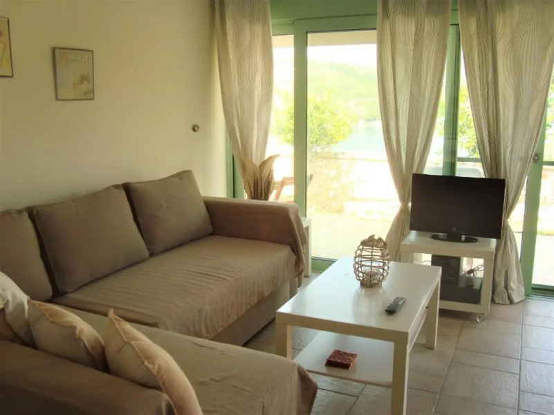 Meganisi Blue Villa & Studios