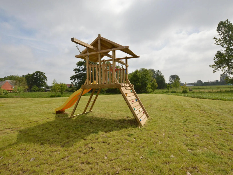 Swanky Villa in Gijzegem- Aalst with Terrace