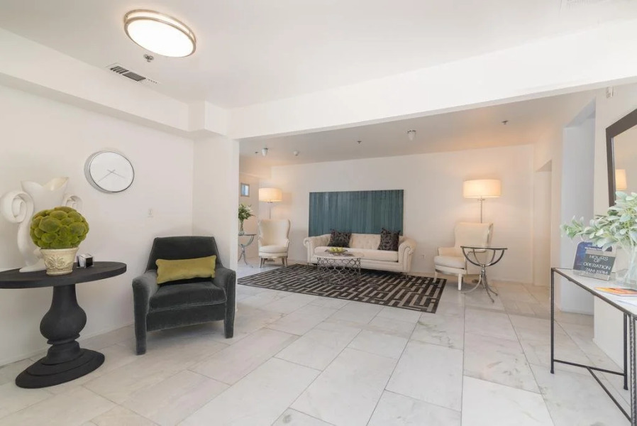 The Greens Hotel - Del Paso Blvd