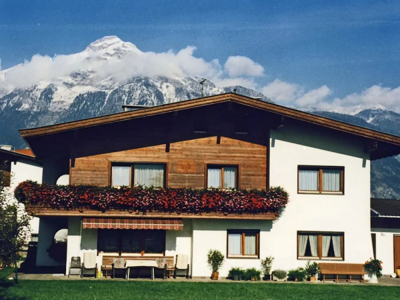 Contemporary Hillside Holiday Home in Schlitters