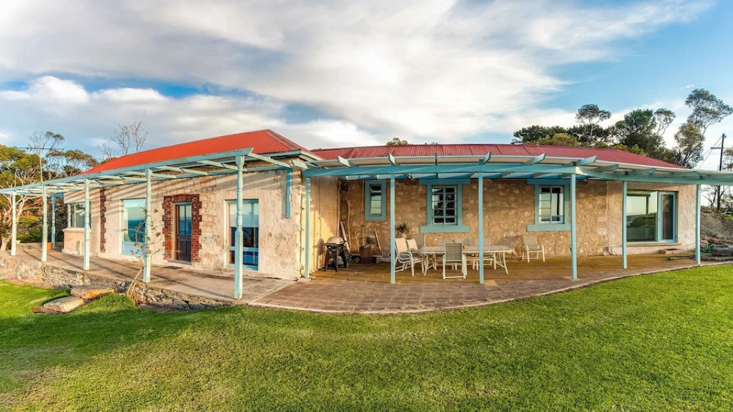 Antechamber Bay Retreats