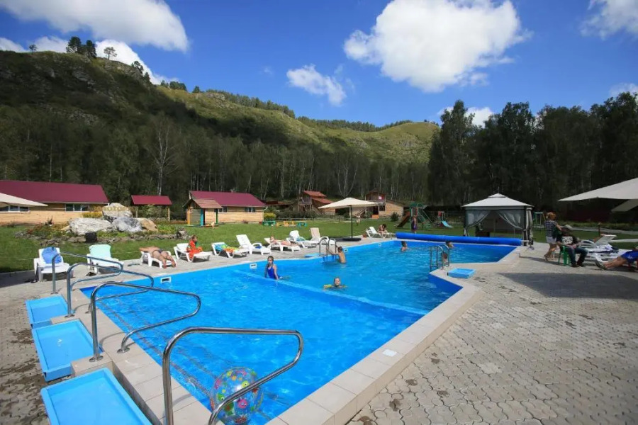 Золоторудная