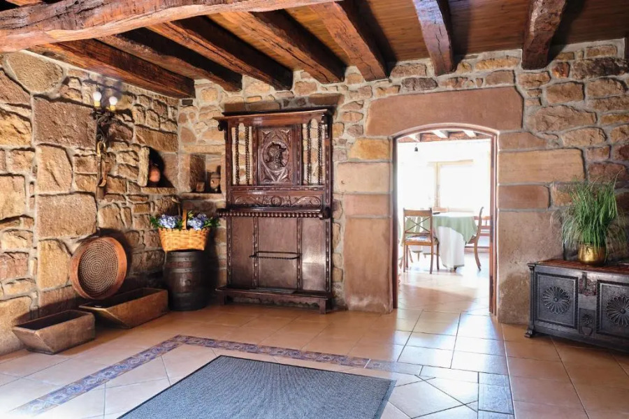 La Casa De Los Pedros