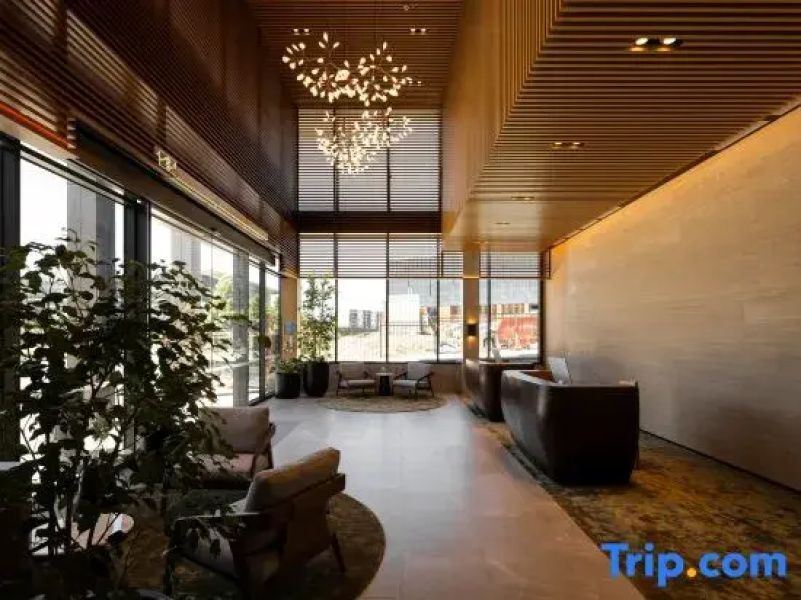 Maxim Hotel