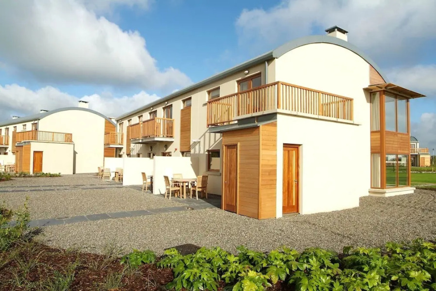 Johnstown Estate Holiday Lodges No 1