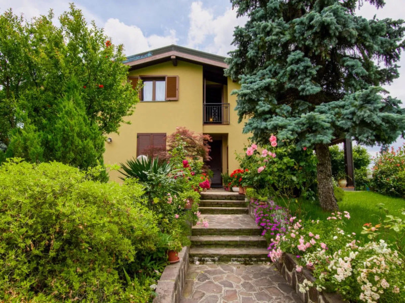 Apartment Azalea Como