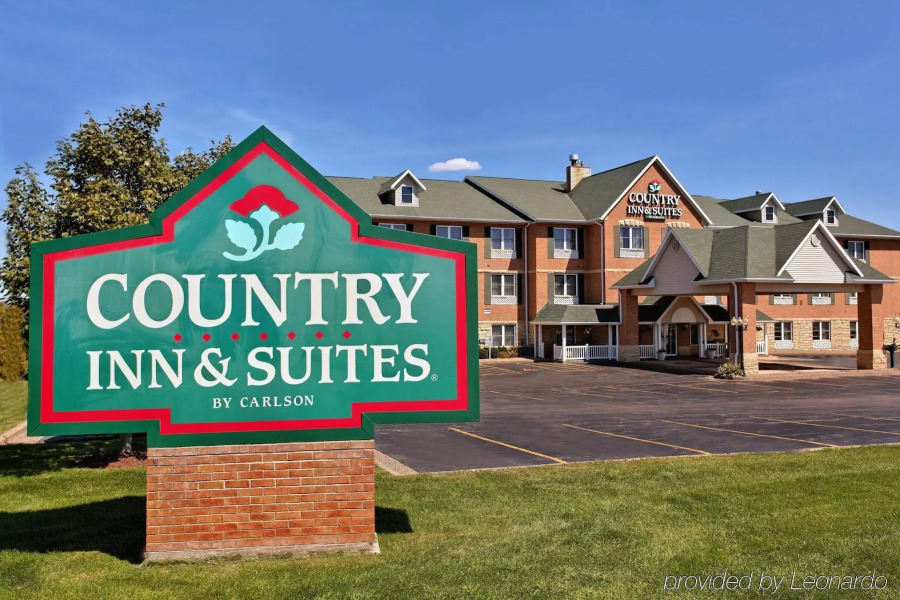 Country Inn & Suites by Radisson, Galena, IL