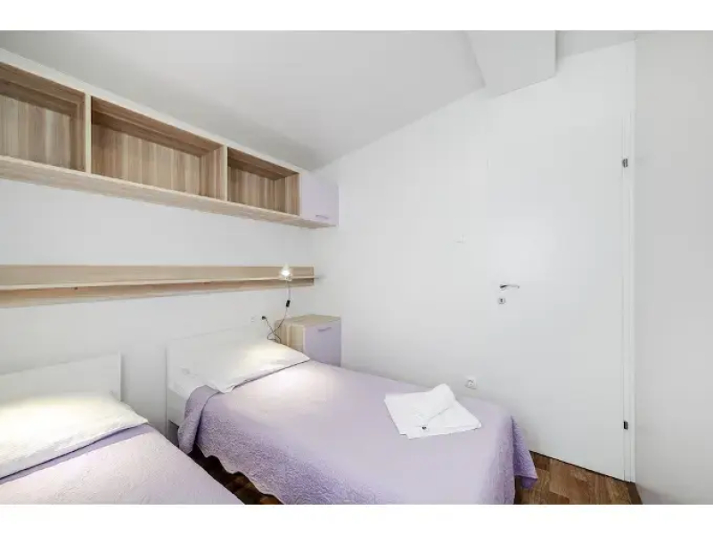 Holiday Olive Garden Resort