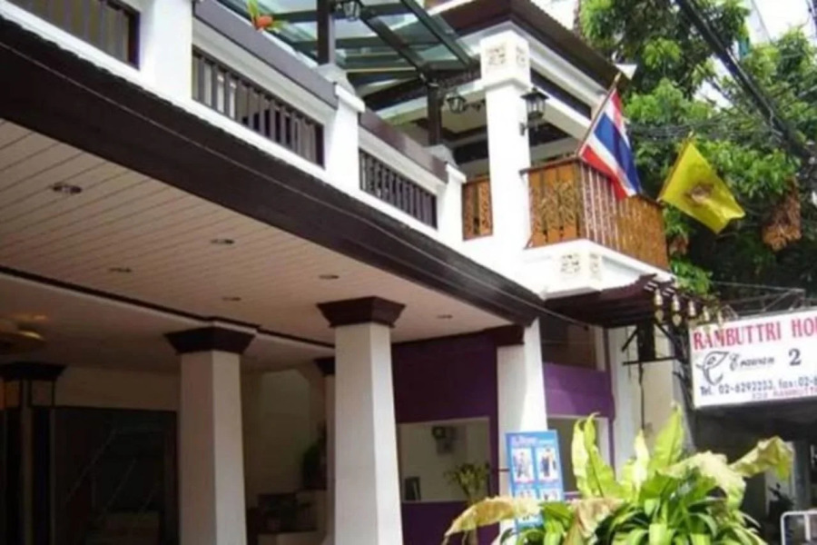 Rambuttri House