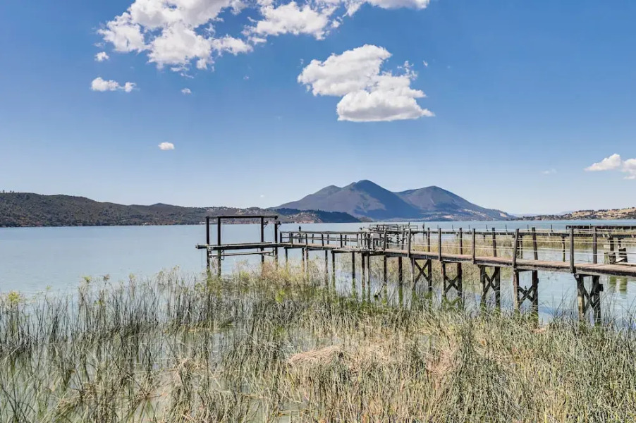 Watefront Getaway w/ Mtn Views & Dock in Clearlake
