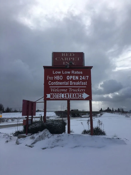 Red Carpet Inn North East