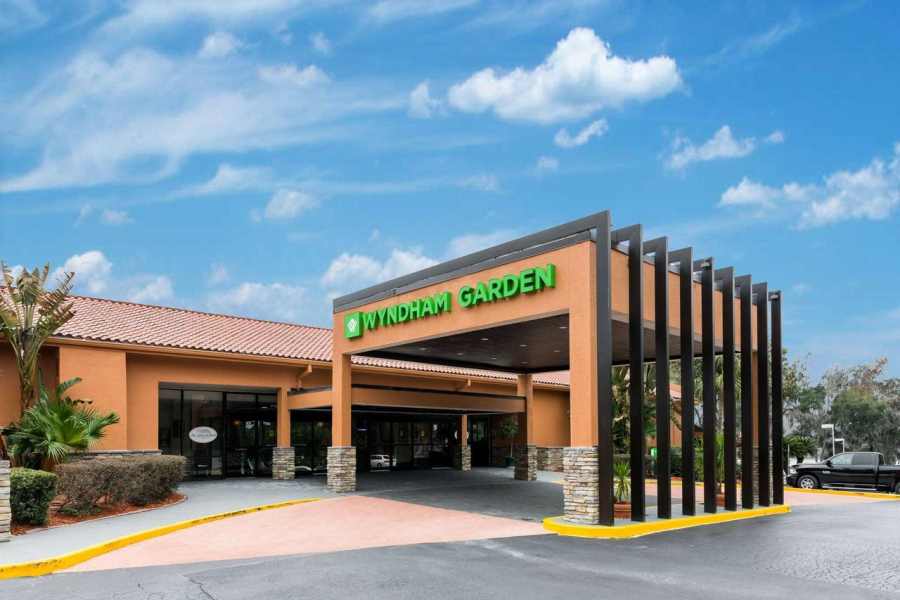 Stayable Select Gainesville