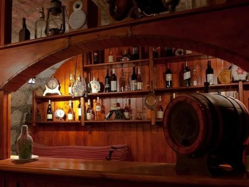 Mr. Görgey Art Hotel & Bistro