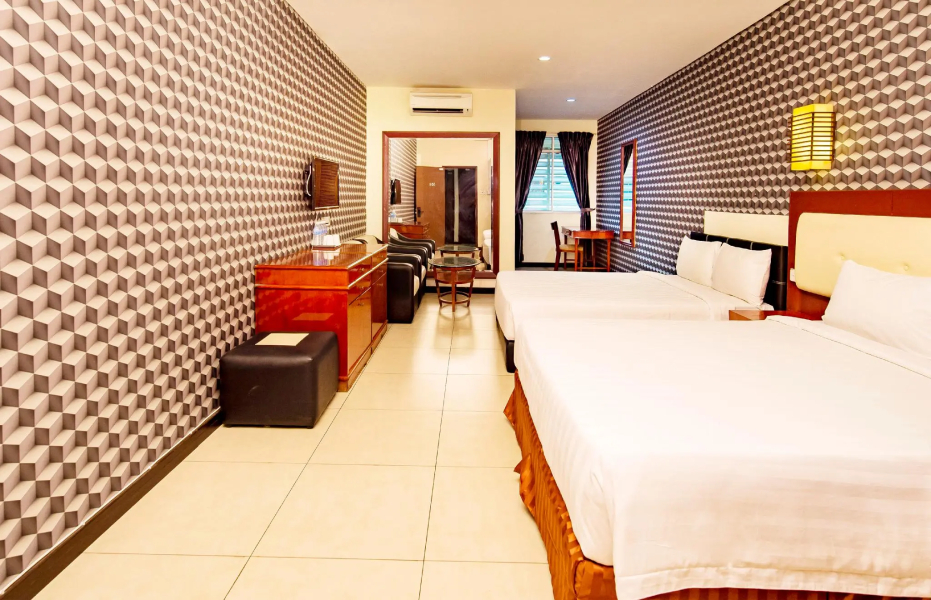 Pertama Lodge