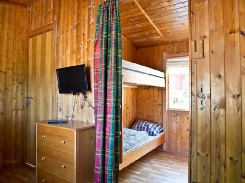 4 Person Holiday Park Home in Kinsarvik