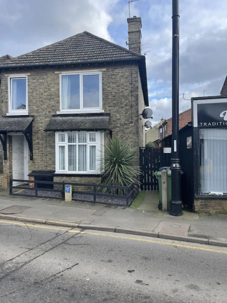 March-2bed Apt - Family Friendly - Pet Friendly