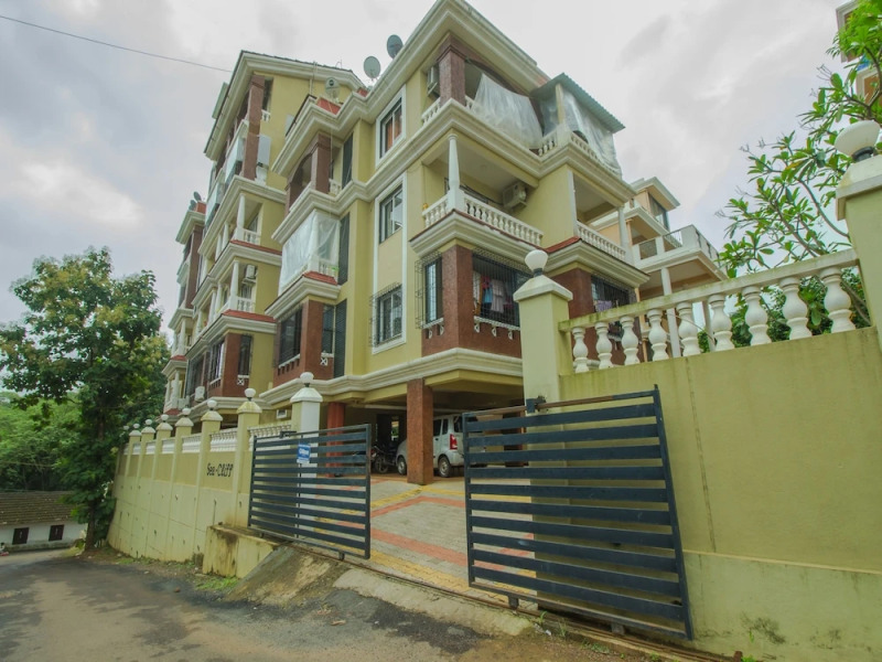 OYO 15536 HOME Elegant 2BHK Mapusa