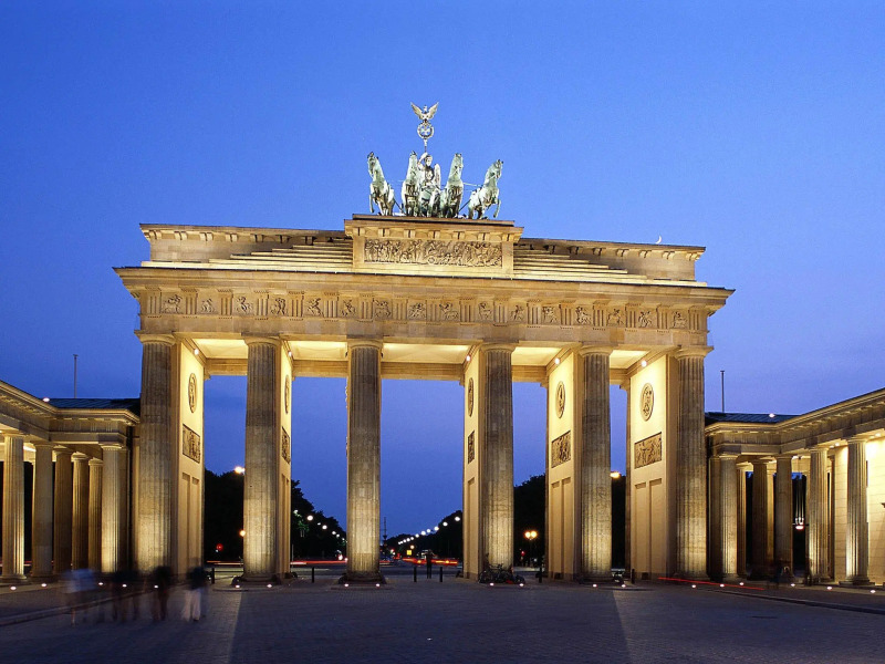 greet Berlin Alexanderplatz