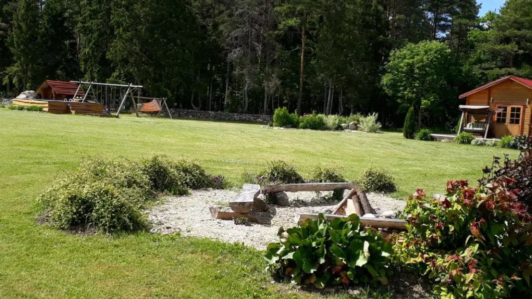 Männiste Holiday Home