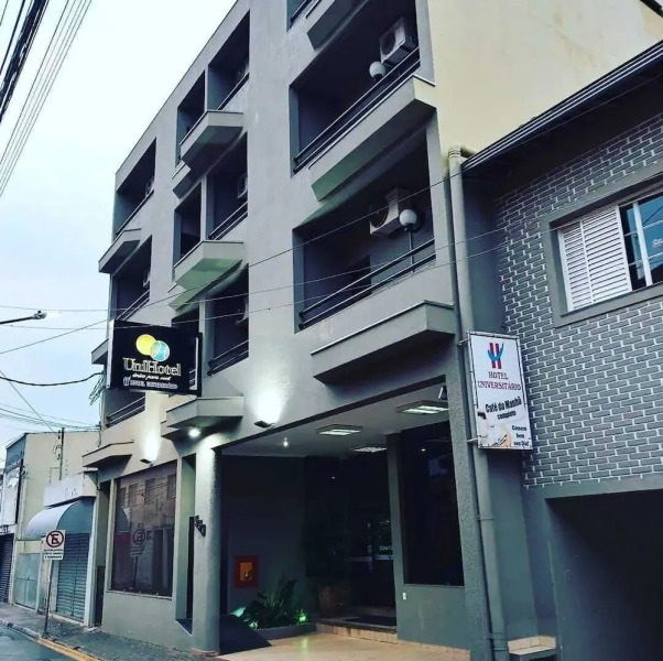 Universitário Hotel
