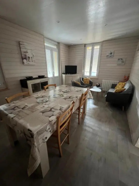 APPARTEMENT 4 PERSONNES CLASSE 2 ETOILES LEBOUCQ Laurent