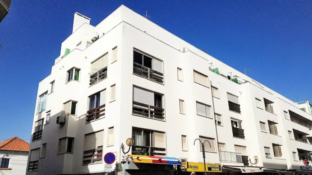 Caparica Central Apartment by Host-Point