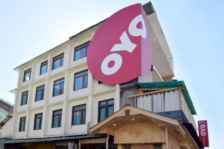 OYO Rooms Model Town