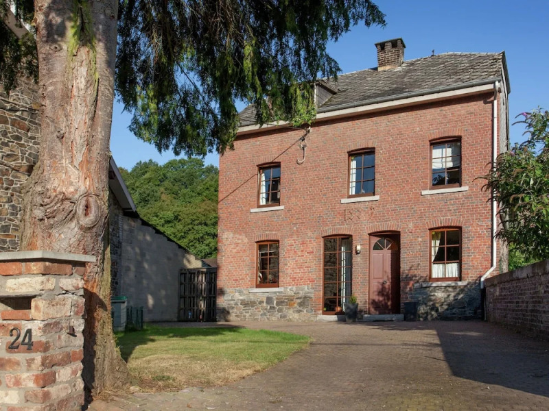 Beautiful Cottage in Coo With Private Pool