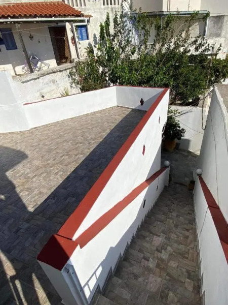 Giannis-Kleopatra House 1