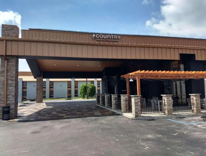 Country Inn & Suites by Radisson, Indianapolis East, IN