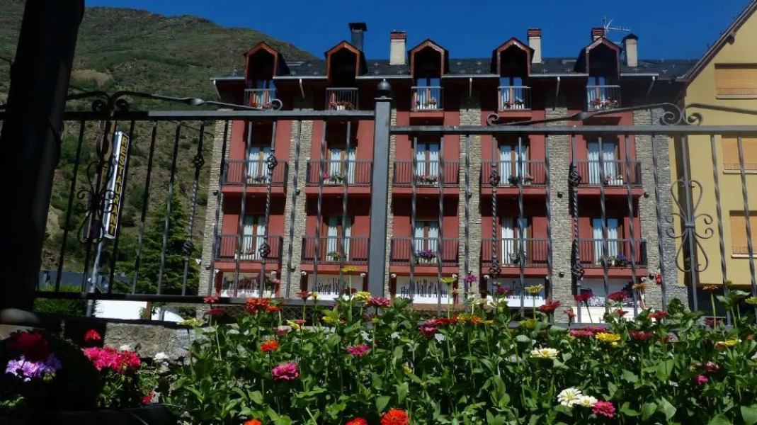 Hotel Vall d'Aneu