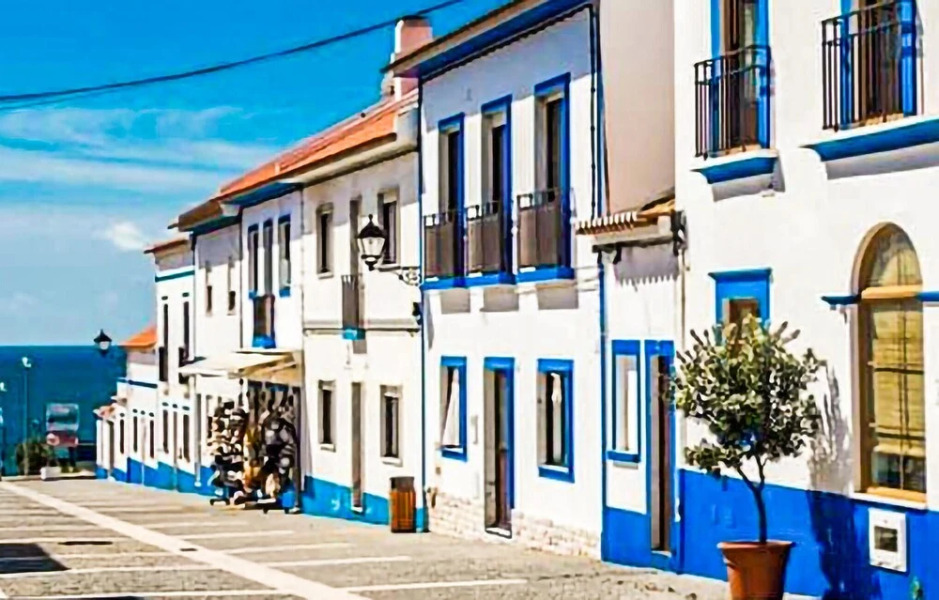 Nice Home in Porto Covo With 4 Bedrooms, Outdoor Swimming Pool and Swimming Pool