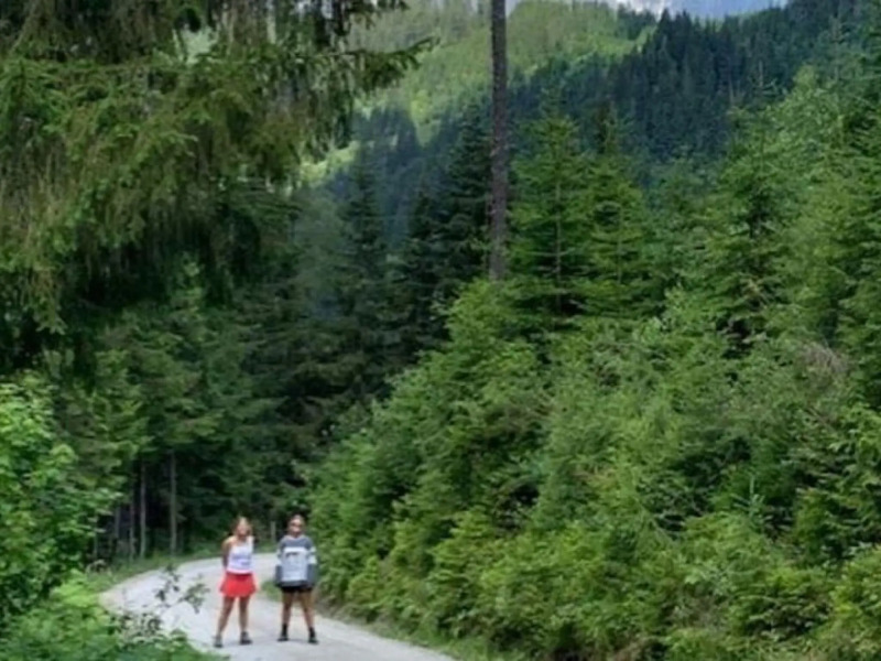 Spacious Villa near Lake in Goldegg